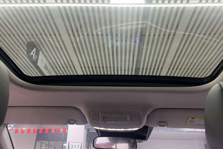 Used Dongfeng Aeolus Yixuan MAX 2021 1.5T Super Cool Dad Edition Headliner