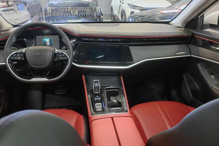 Used Dongfeng Aeolus Yixuan MAX 2021 1.5T Ultra-Stylish Trendsetter Edition Interior 1