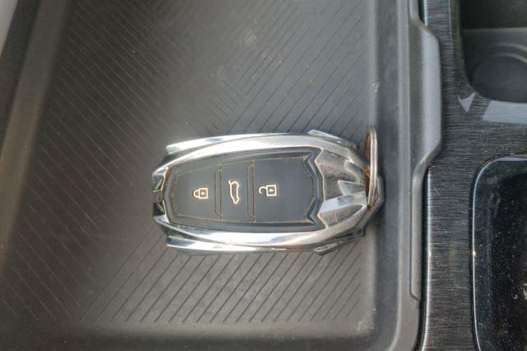 Used Dongfeng Aeolus Yixuan MAX 2021 1.5T Super Cool Trendy Dad Edition Interior 1