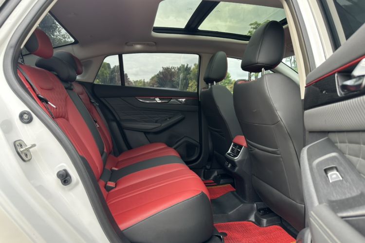 Used Dongfeng Aeolus Yixuan MAX 2021 1.5T Ultra-Stylish Trendsetter Edition Interior 3