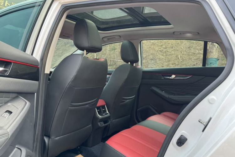 Used Dongfeng Aeolus Yixuan MAX 2021 1.5T Ultra-Stylish Trendsetter Edition Interior 5