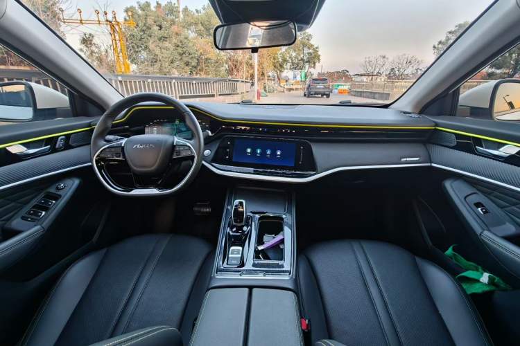 Used Dongfeng Aeolus Yixuan MAX 2021 Super-Efficient Dad Hybrid Edition Interior 5