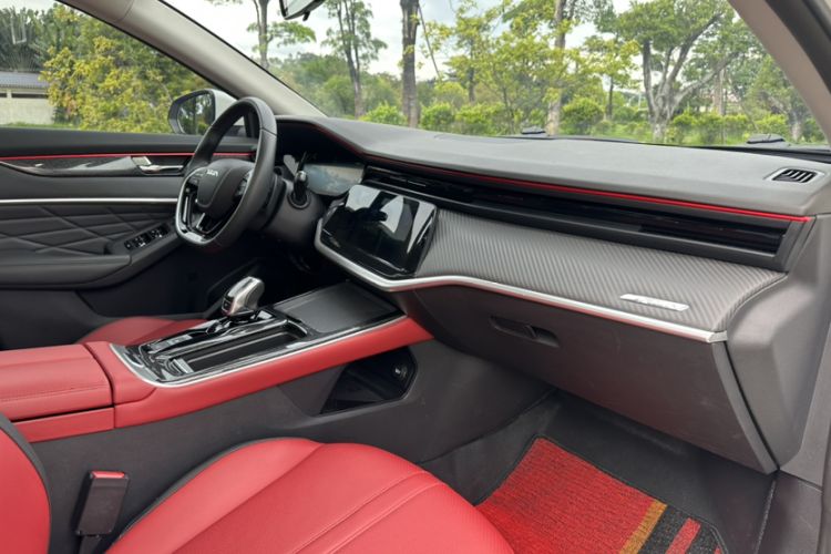 Used Dongfeng Aeolus Yixuan MAX 2021 1.5T Ultra-Stylish Trendsetter Edition Interior 7
