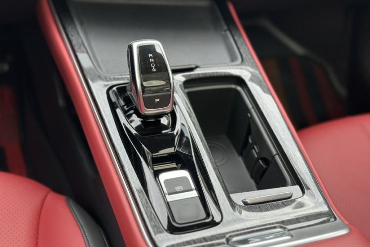Used Dongfeng Aeolus Yixuan MAX 2021 1.5T Ultra-Stylish Trendsetter Edition Interior 9