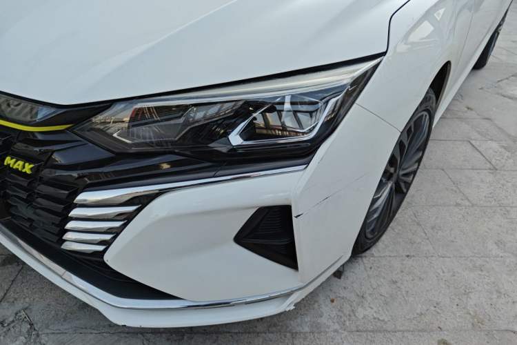 Used Dongfeng Aeolus Yixuan MAX 2021 Super-Efficient Dad Hybrid Edition Left Front Headlight