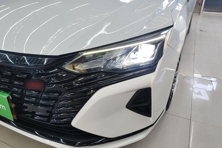 Used Dongfeng Aeolus Yixuan MAX 2021 1.5T Super Cool Trendy Dad Edition Left Front Headlight