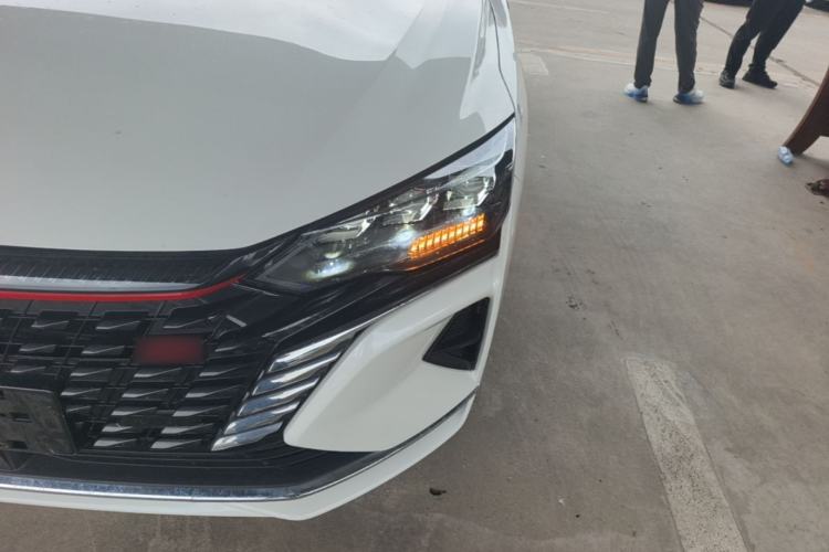 Used Dongfeng Aeolus Yixuan MAX 2021 1.5T Super Cool Dad Edition Left Front Headlight