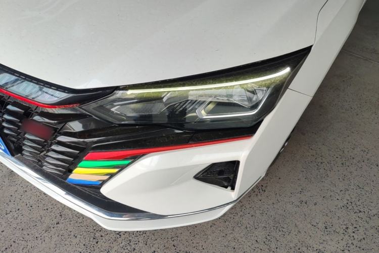 Used Dongfeng Aeolus Yixuan MAX 2021 1.5T Ultra-Stylish Trendsetter Edition Left Front Headlight