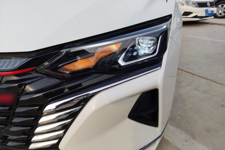 Used Dongfeng Aeolus Yixuan MAX 2021 1.5T Ultra-Stylish Trendsetter Edition Left Front Headlight