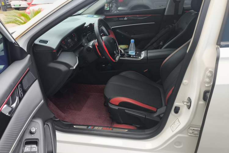 Used Dongfeng Aeolus Yixuan MAX 2021 1.5T Super-Powered Dad Edition Left Front Seat