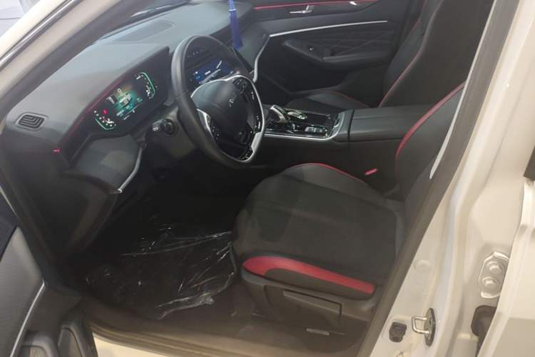 Used Dongfeng Aeolus Yixuan MAX 2021 1.5T Super-Powered Dad Edition Left Front Seat