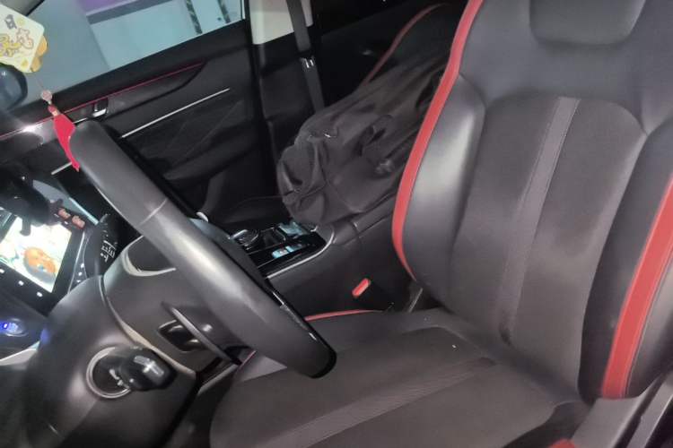 Used Dongfeng Aeolus Yixuan MAX 2021 1.5T Super-Powered Dad Edition Left Front Seat
