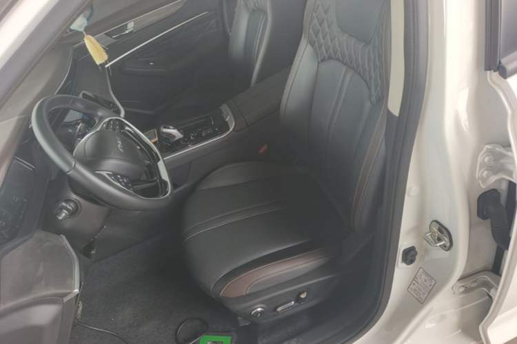 Used Dongfeng Aeolus Yixuan MAX 2021 1.5T Super Cool Dad Edition Left Front Seat