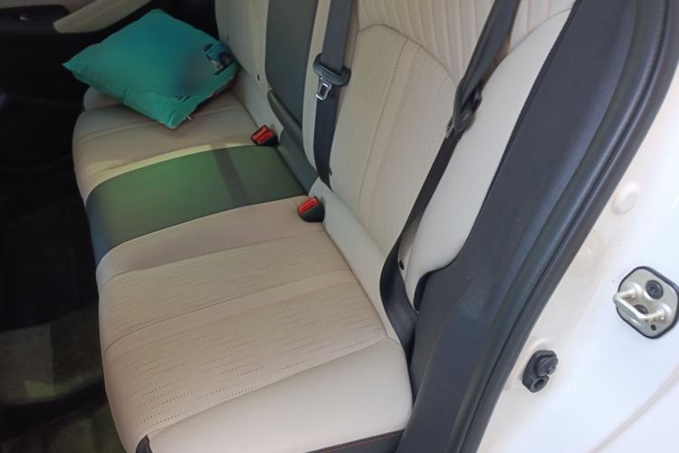 Used Dongfeng Aeolus Yixuan MAX 2021 1.5T Super-Powered Dad Edition Left Rear Seat