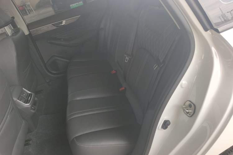 Used Dongfeng Aeolus Yixuan MAX 2021 1.5T Super Cool Dad Edition Left Rear Seat