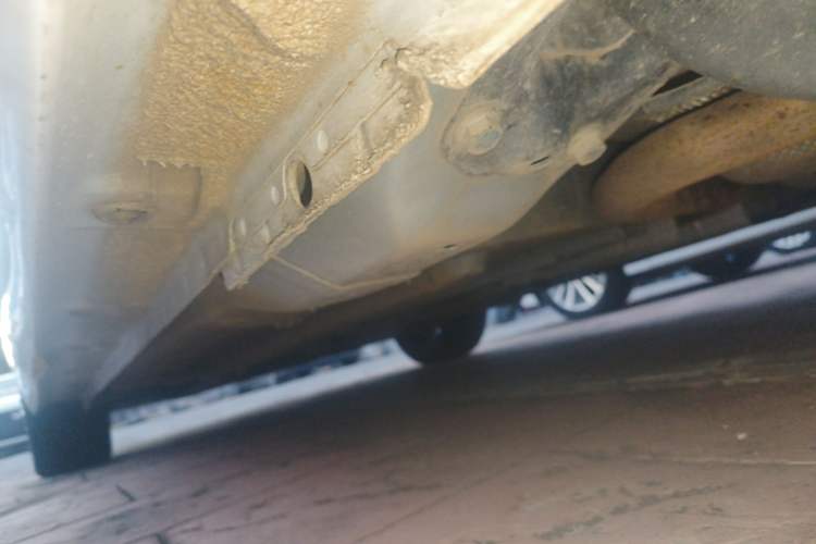 Used Dongfeng Aeolus Yixuan MAX 2021 1.5T Super-Powered Dad Edition Left Side Sill