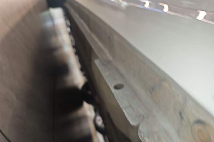 Used Dongfeng Aeolus Yixuan MAX 2021 1.5T Super Cool Trendy Dad Edition Left Side Sill