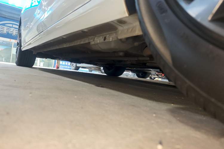 Used Dongfeng Aeolus Yixuan MAX 2021 1.5T Ultra-Stylish Trendsetter Edition Left Side Sill