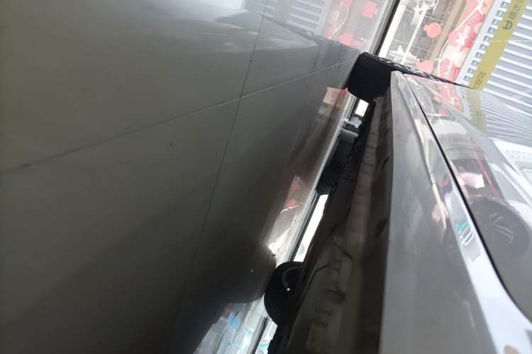 Used Dongfeng Aeolus Yixuan MAX 2021 1.5T Ultra-Stylish Trendsetter Edition Left Side Sill