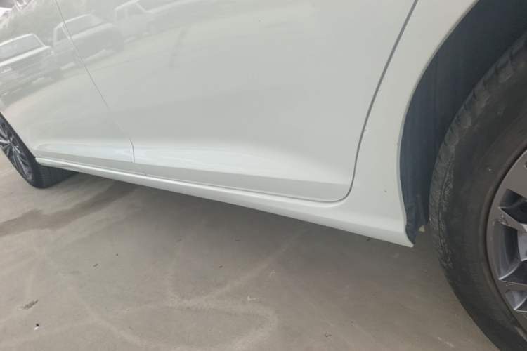 Used Dongfeng Aeolus Yixuan MAX 2021 1.5T Super Cool Dad Edition Left Side Sill