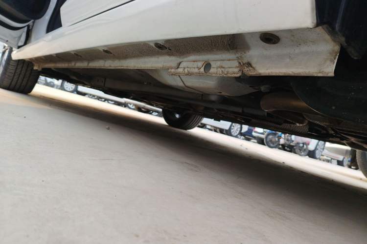 Used Dongfeng Aeolus Yixuan MAX 2021 1.5T Ultra-Stylish Trendsetter Edition Left Side Sill