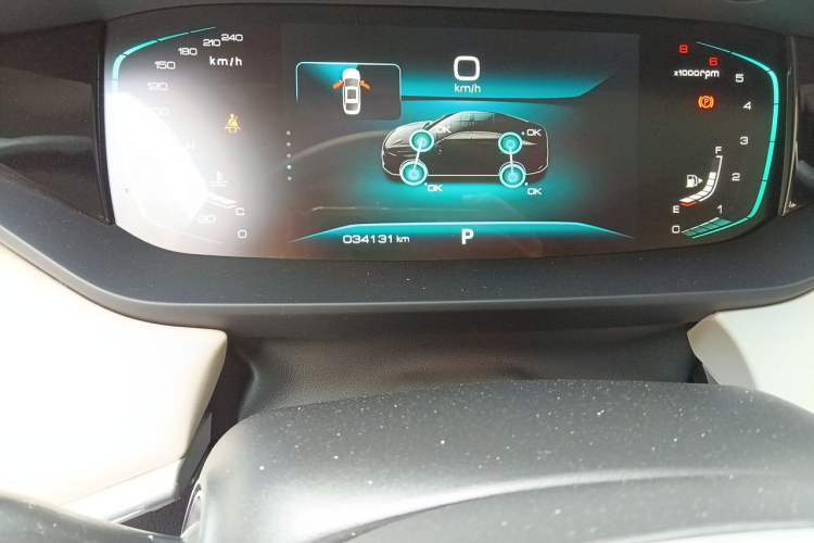 Used Dongfeng Aeolus Yixuan MAX 2021 1.5T Super Cool Trendy Dad Edition Odometer Close Up