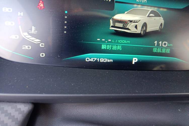 Used Dongfeng Aeolus Yixuan MAX 2021 1.5T Super-Powered Dad Edition Odometer Close Up