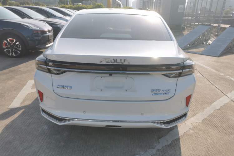 Used Dongfeng Aeolus Yixuan MAX 2021 Super-Efficient Dad Hybrid Edition Rear