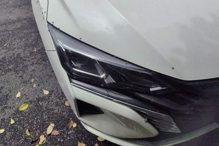Used Dongfeng Aeolus Yixuan MAX 2021 1.5T Ultra-Stylish Trendsetter Edition Right Front Headlight