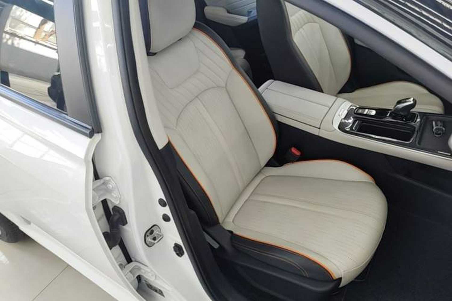 Used Dongfeng Aeolus Yixuan MAX 2021 1.5T Super Cool Trendy Dad Edition Right Front Seat