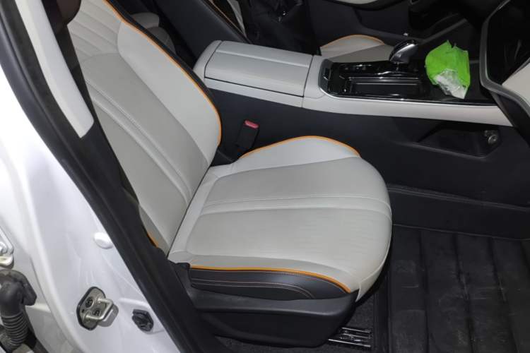 Used Dongfeng Aeolus Yixuan MAX 2021 1.5T Super Cool Trendy Dad Edition Right Front Seat