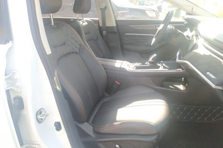 Used Dongfeng Aeolus Yixuan MAX 2021 1.5T Super Cool Dad Edition Right Front Seat