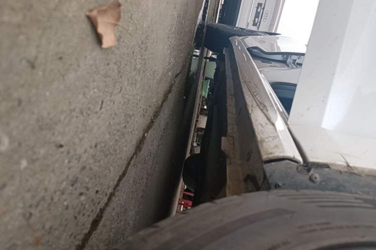 Used Dongfeng Aeolus Yixuan MAX 2021 1.5T Super Cool Trendy Dad Edition Right Side Sill