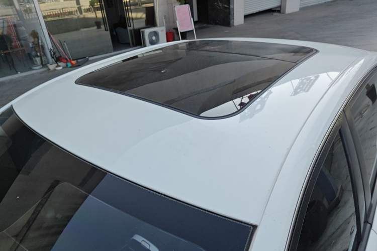 Used Dongfeng Aeolus Yixuan MAX 2021 Super-Efficient Dad Hybrid Edition Roof