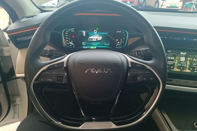 Used Dongfeng Aeolus Yixuan MAX 2021 1.5T Super Cool Trendy Dad Edition Steering Wheel