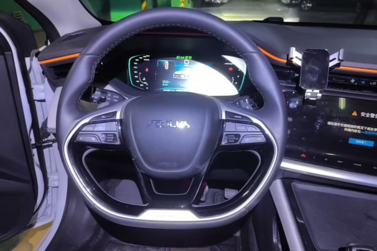 Used Dongfeng Aeolus Yixuan MAX 2021 1.5T Super Cool Trendy Dad Edition Steering Wheel