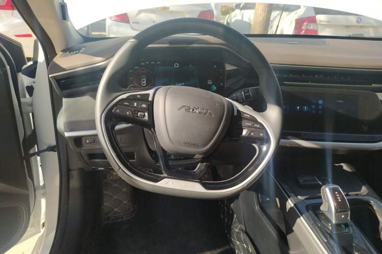 Used Dongfeng Aeolus Yixuan MAX 2021 1.5T Super Cool Dad Edition Steering Wheel
