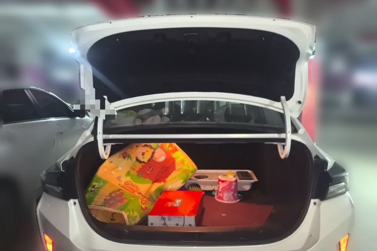 Used Dongfeng Aeolus Yixuan MAX 2021 1.5T Super-Powered Dad Edition Trunk
