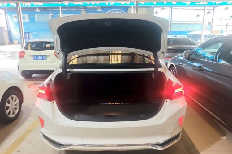 Used Dongfeng Aeolus Yixuan MAX 2021 1.5T Ultra-Stylish Trendsetter Edition Trunk
