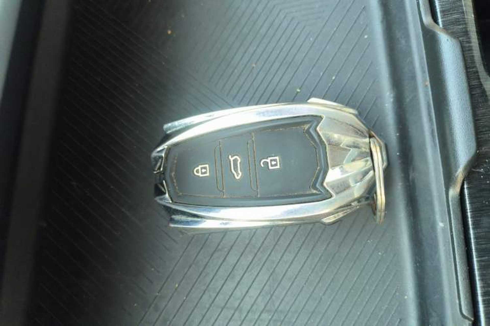 Used Dongfeng Aeolus Yixuan MAX 2021 1.5T Super Cool Trendy Dad Edition Vehicle Key