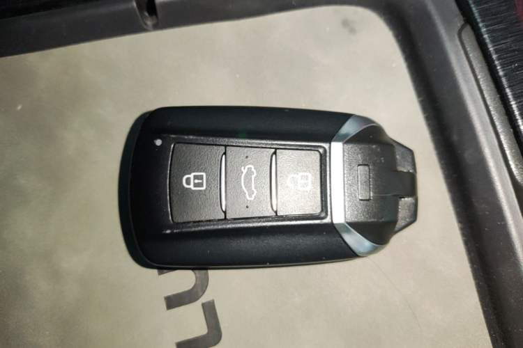 Used Dongfeng Aeolus Yixuan MAX 2021 1.5T Ultra-Stylish Trendsetter Edition Vehicle Key
