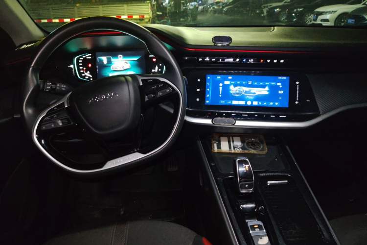 Used Dongfeng Aeolus Yixuan MAX 2022 1.5T Super Stylish Trendsetter Edition Center Console
