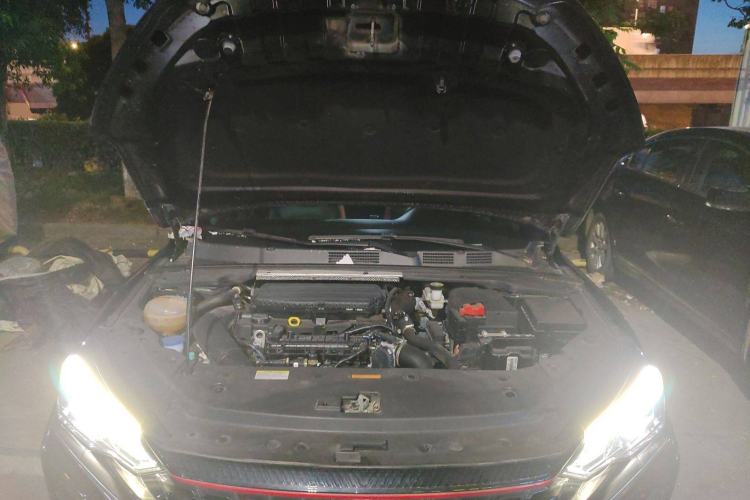 Used Dongfeng Aeolus Yixuan MAX 2022 1.5T Super Stylish Trendsetter Edition Engine Bay