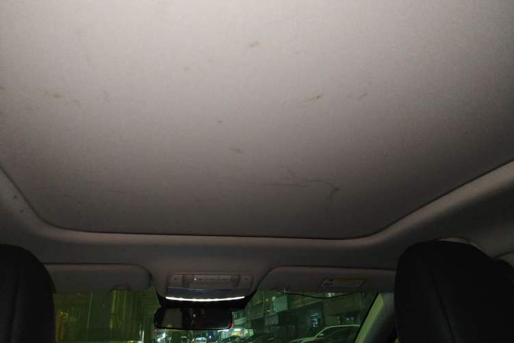 Used Dongfeng Aeolus Yixuan MAX 2022 1.5T Super Stylish Trendsetter Edition Headliner