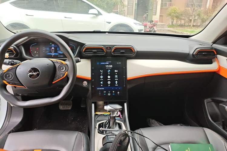 Used Dongfeng Aeolus Yixuan MAX 2022 1.5T Super Stylish Trendsetter Edition Audio And AC Panel