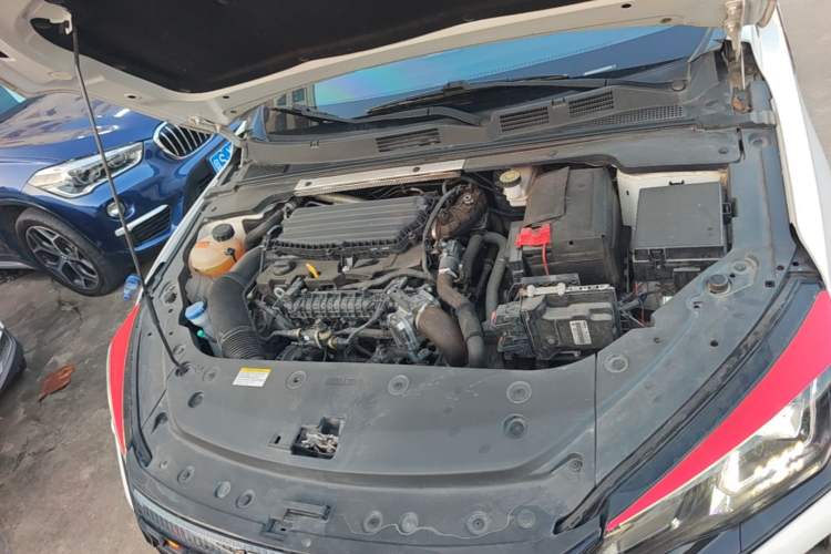 Used Dongfeng Aeolus Yixuan MAX 2022 1.5T Super Stylish Trendsetter Edition Engine Bay