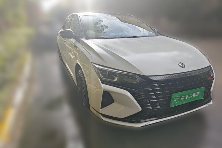Used Dongfeng Aeolus Yixuan MAX 2022 1.5T Super Stylish Trendsetter Edition Front Right 45 Deg