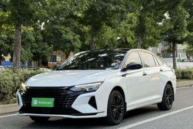 Used Dongfeng Aeolus Yixuan MAX 2022 1.5T Super Stylish Trendsetter Edition
