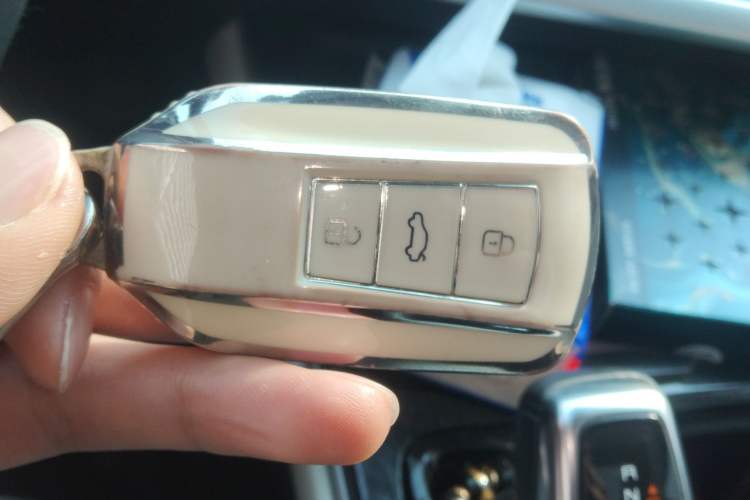Used Dongfeng Aeolus Yixuan MAX 2022 1.5T Super Stylish Trendsetter Edition Interior 1
