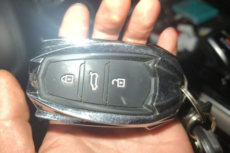 Used Dongfeng Aeolus Yixuan MAX 2022 1.5T Super Stylish Trendsetter Edition Vehicle Key
